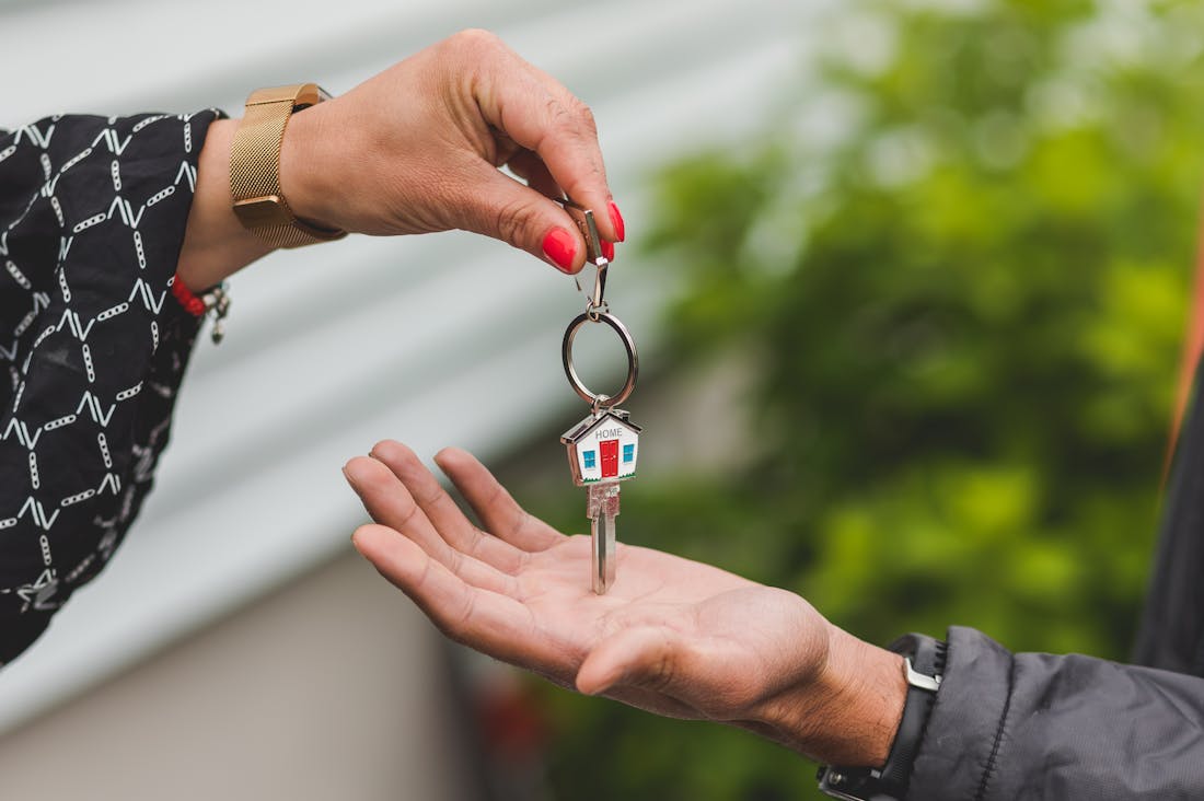 Revving Up Your Finances: Strategies for Smart Auto Investment and Maintenance