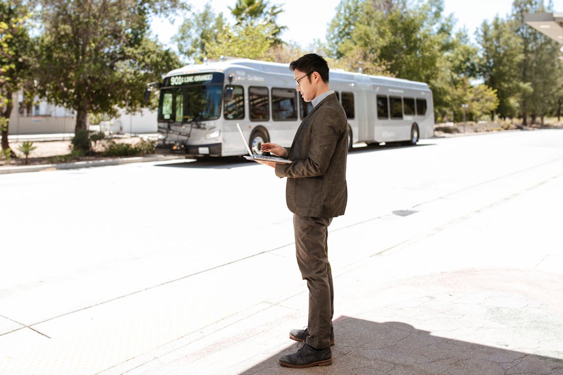 Exploring the Intersection of Travel and Technology: How Innovation is Changing Our Journeys Image 3