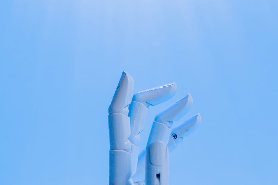 The Tech Renaissance: Exploring How Emerging Technologies Reshape Our Daily Lives and Consumer Behaviors Image 1