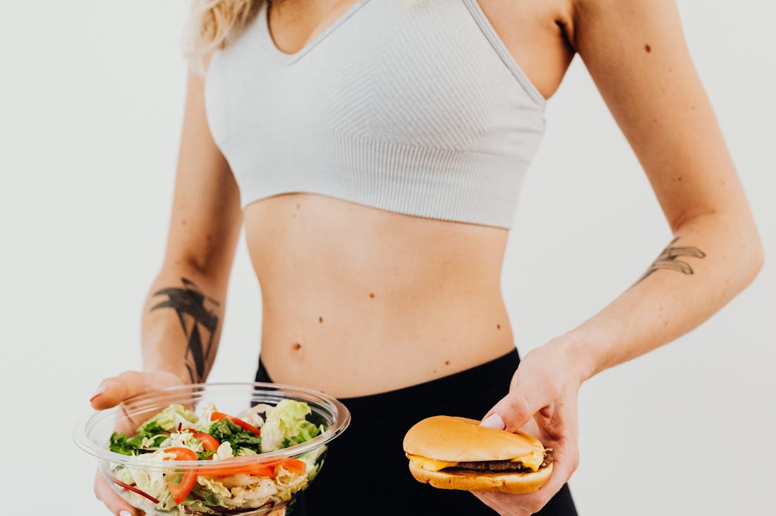 How to Maintain a Healthy Lifestyle While Traveling: Tips and Tricks for On-the-Go Wellness Image 1