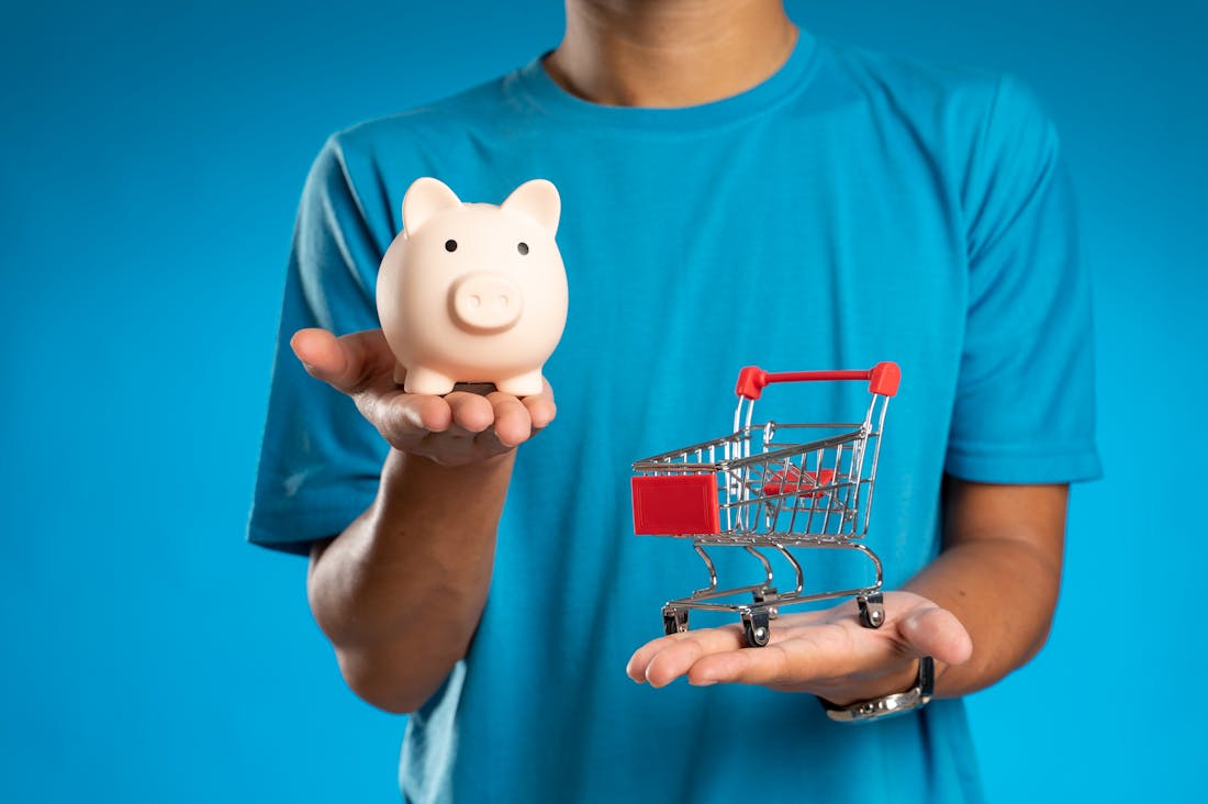 Daily Habits for Financial Wellness in Today’s Economy Image 2
