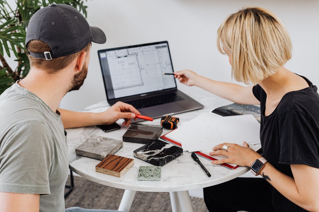 Developing a Healthy Relationship with Technology in Daily Life Image 2