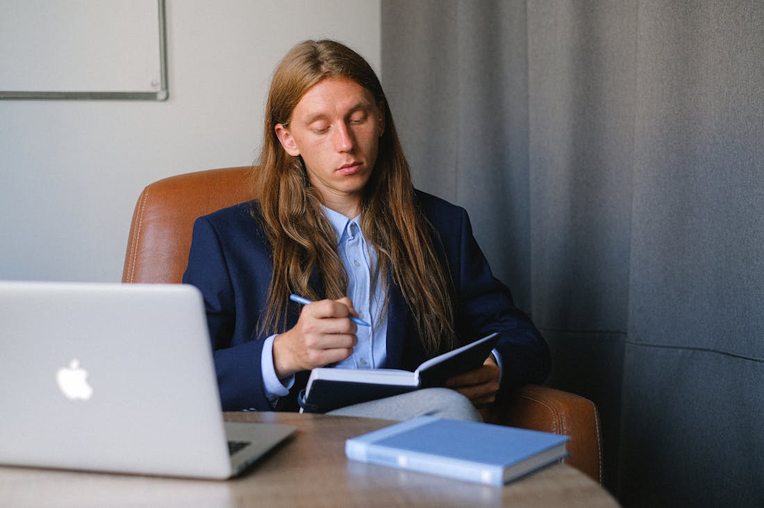 Effective Money Management Techniques for Young Professionals Image 2