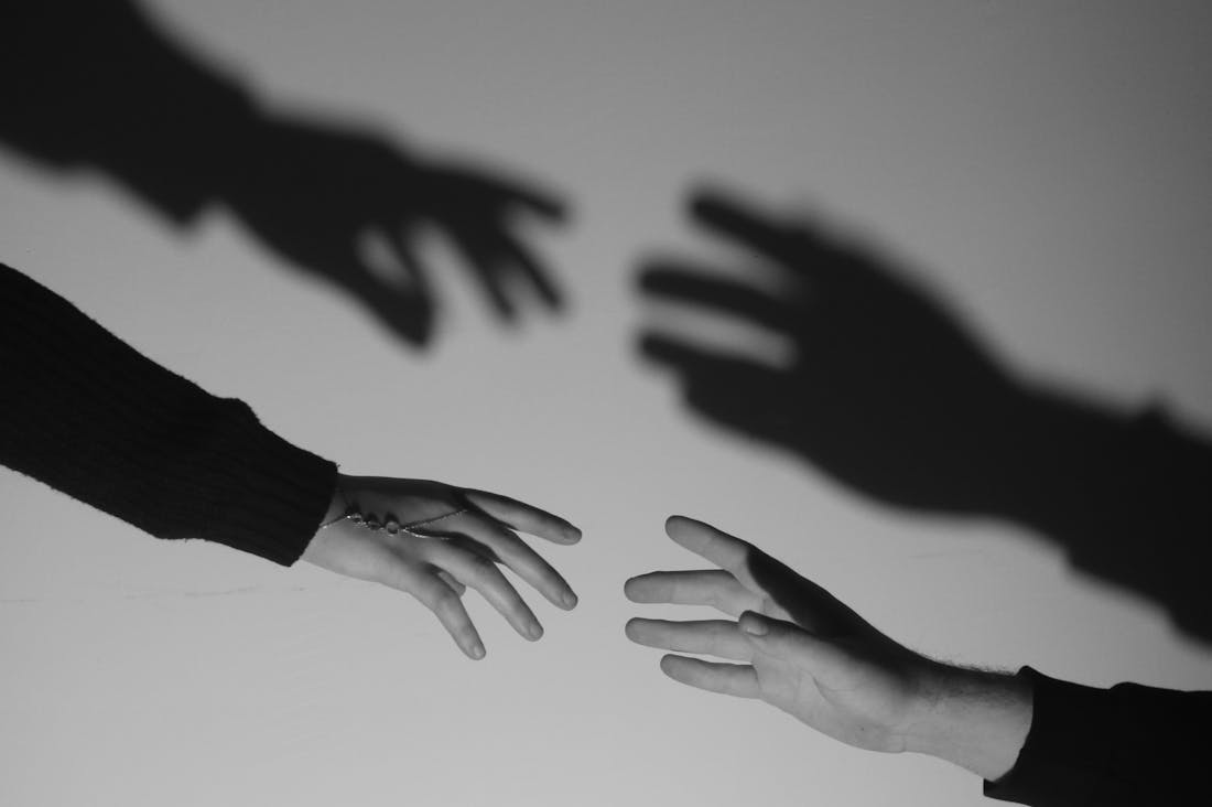 How to Build and Maintain Stronger Relationships in a Digital World Image 2