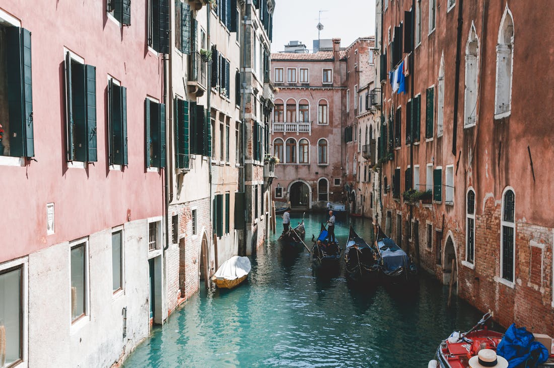 Smart Travel Hacks to Maximize Your Next Adventure Image 3