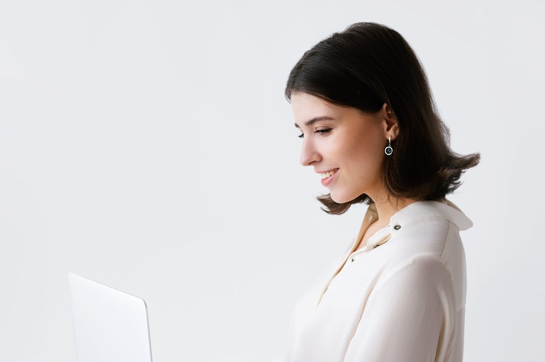 Innovative Tech Gadgets for Everyday Life: Enhancing Your Experience Image 1