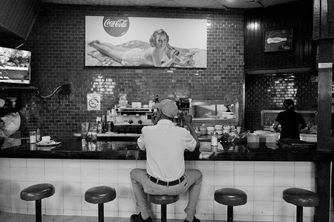 Essential Tips for Budget-Friendly Travel Without Compromising Fun Image 2