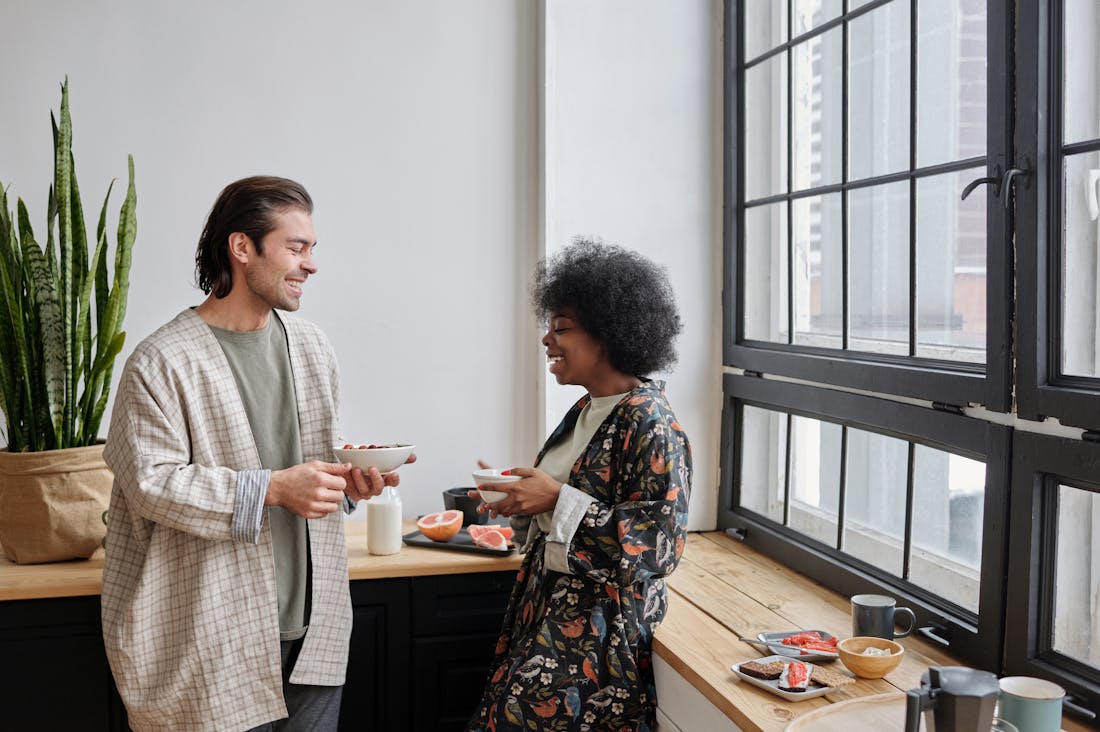 Benefits of Mindful Eating for a Healthier Lifestyle and Improved Well-being Image 2