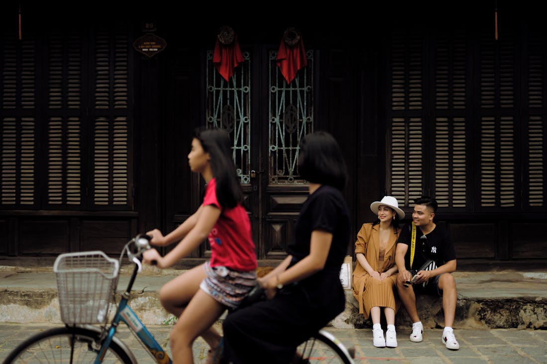 Traveling Mindfully: Connecting with Cultures Beyond Tourist Attractions Image 1