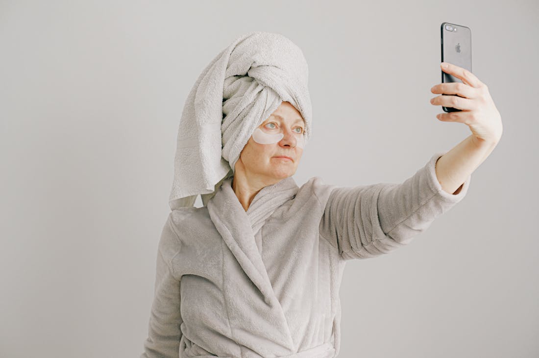 Leveraging Technology for a Healthier Lifestyle: Tips for Digital Wellness and Balanced Living Image 2