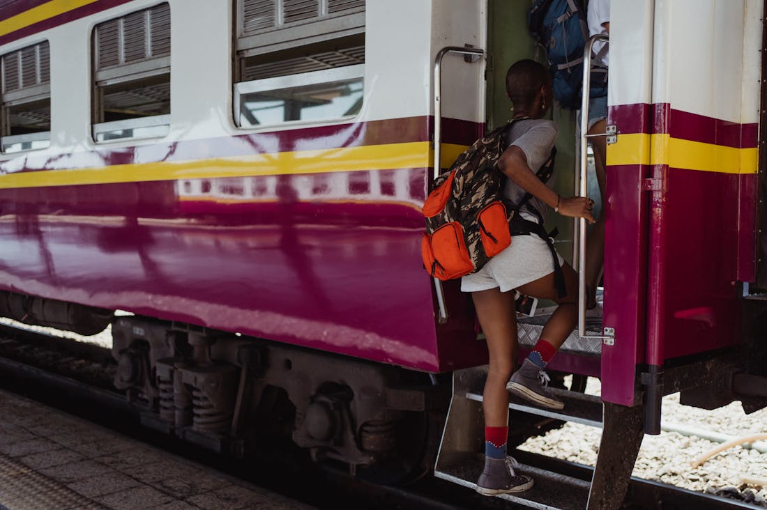 Revitalize Travel Experiences through Local Culture Immersion Image 1