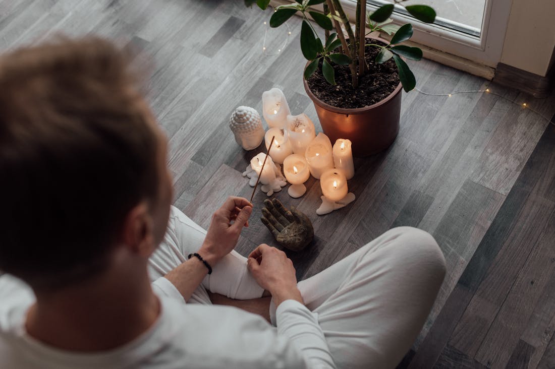 Simple Ways to Enhance Wellbeing through Mindfulness and Daily Rituals Image 2