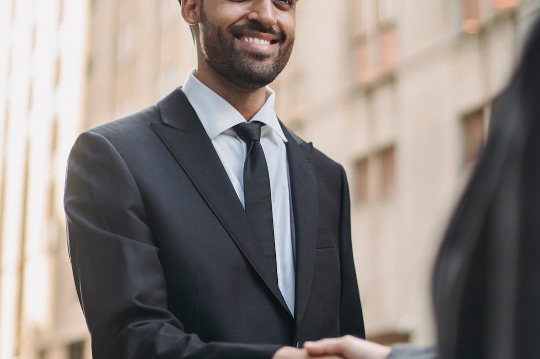 Effective Communication Strategies for Creating Meaningful Connections Image 3