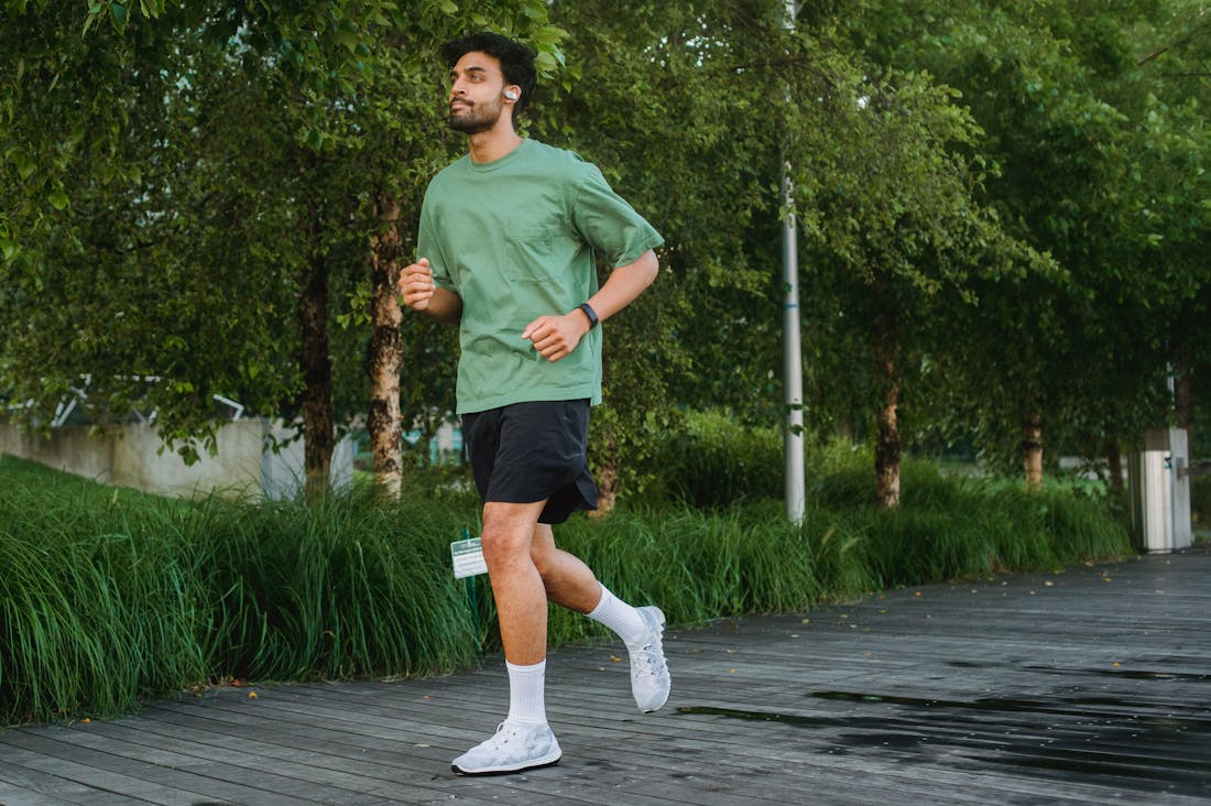 Innovative Tech Gadgets Transforming Everyday Life and Work Image 2