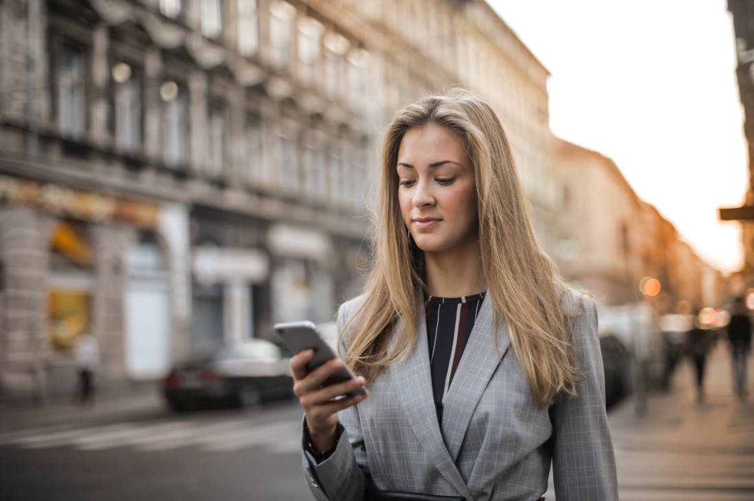 Integrating Technology into Daily Routines for Efficiency Image 3