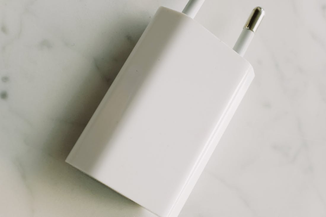 Tech Gadgets Revolutionizing Modern Travel Experiences Image 3