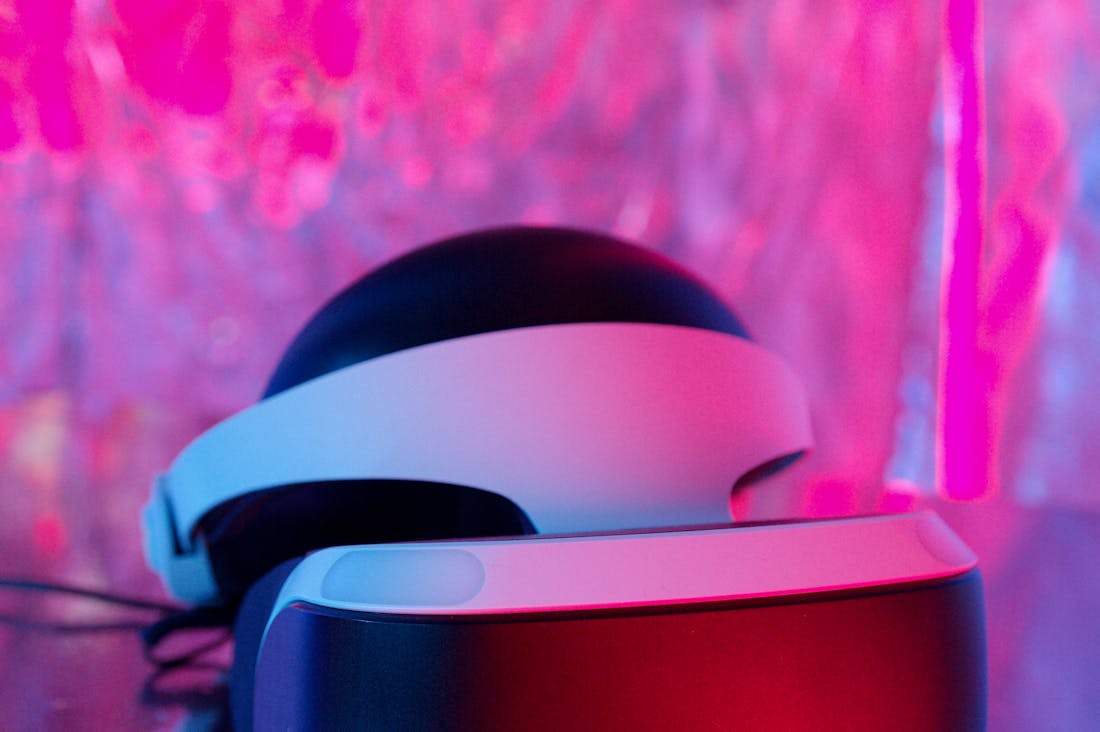 Innovative Tech Gadgets Transforming Everyday Living and Leisure Image 3