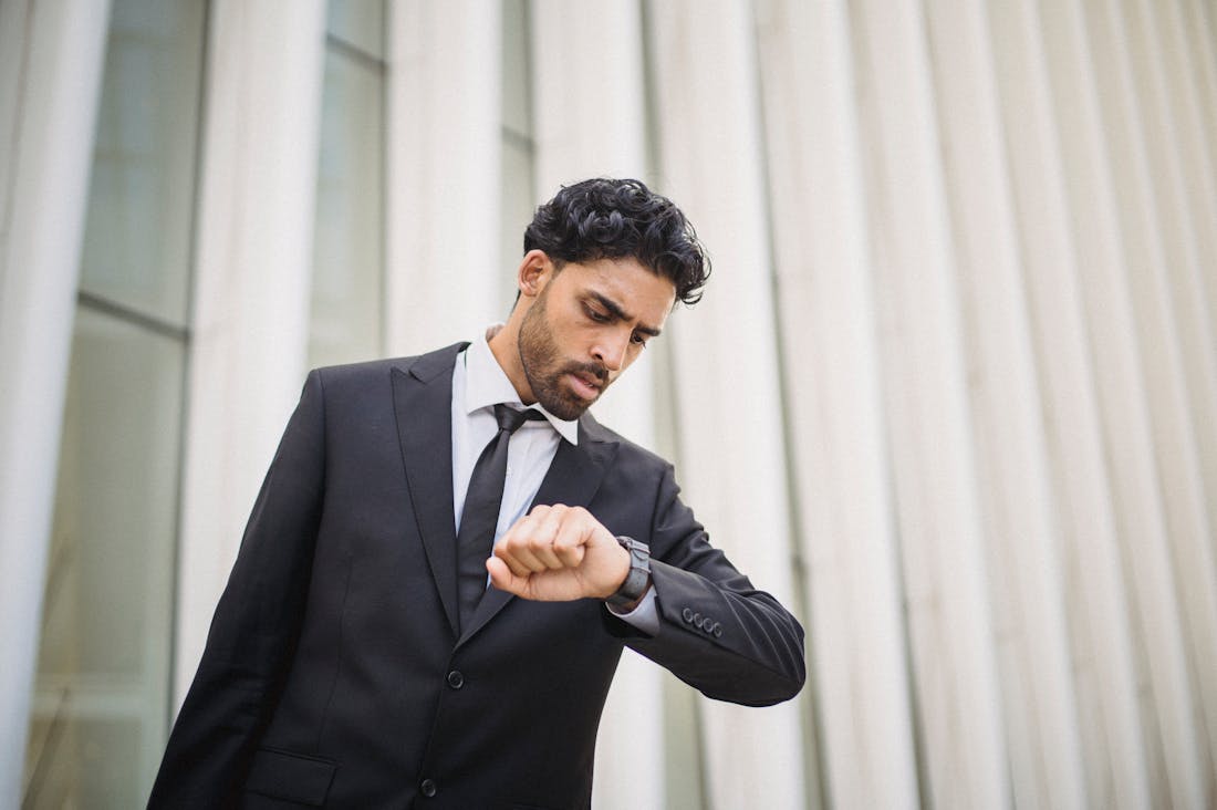Navigating Modern Lifestyle Choices: Balancing Work, Leisure, and Health Image 2
