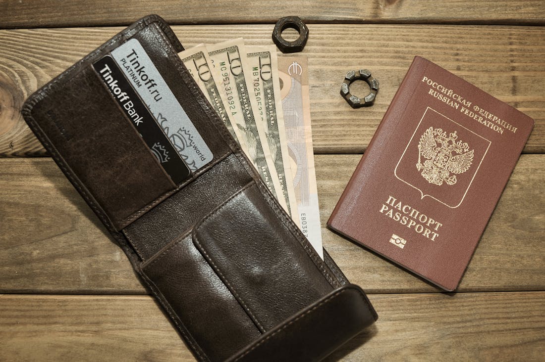 Smart Travel Tips to Save Money While Discovering New Destinations Image 2