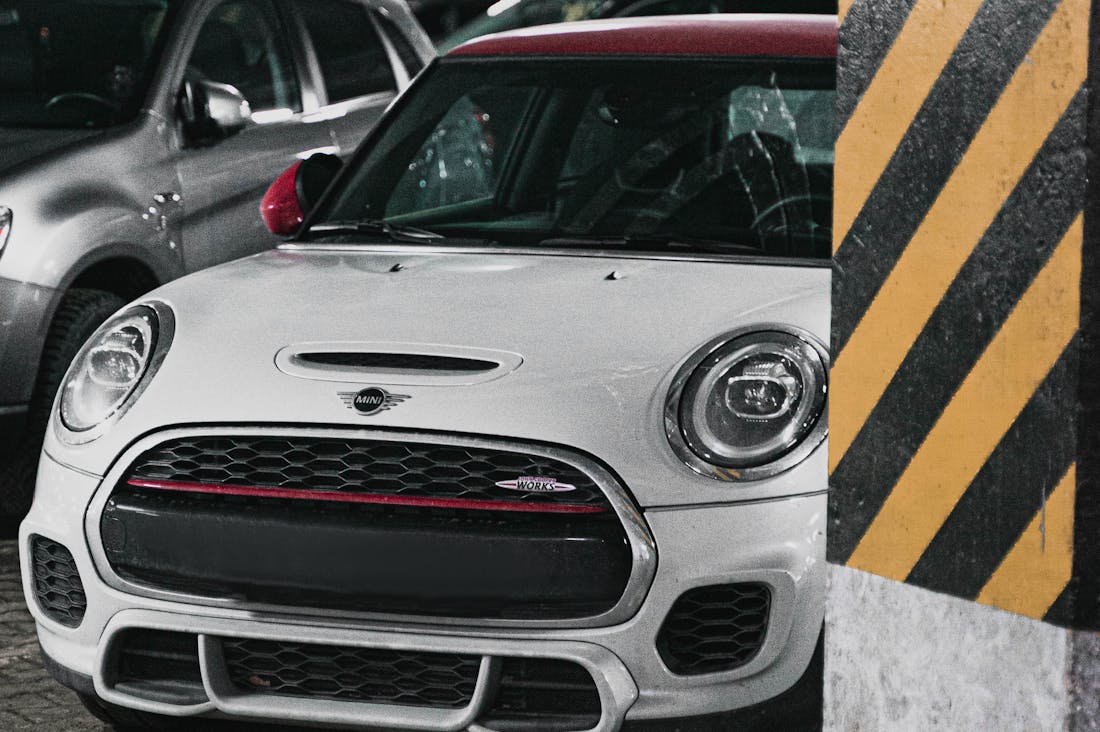 Choosing the Right Vehicle: Factors Beyond Price and Mileage Image 3