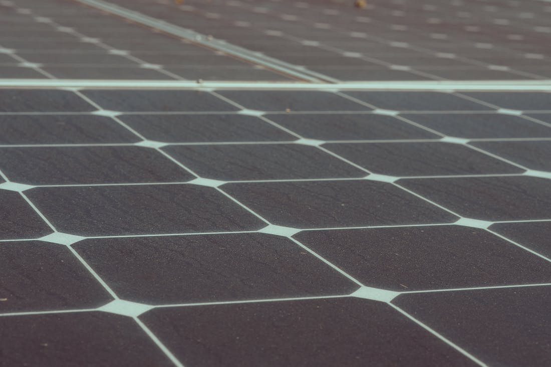 Navigating the World of Renewable Energy Options for Your Home Image 1