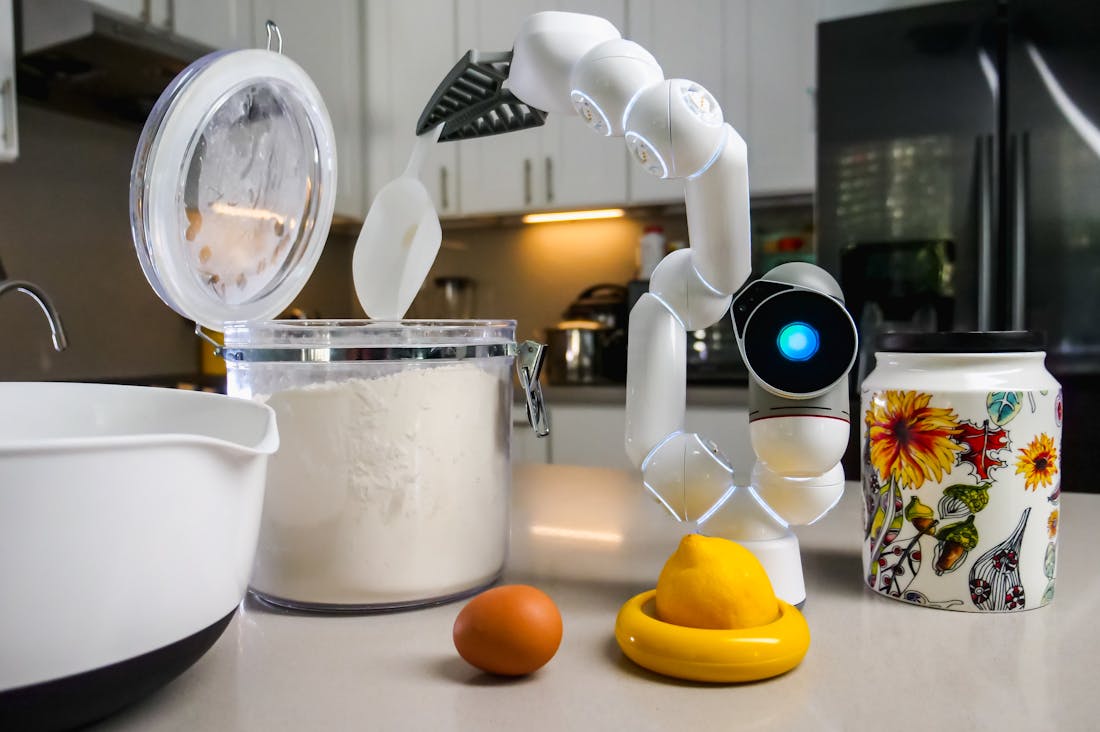 Enhancing Everyday Living: Smart Home Innovations for Comfort and Efficiency Image 3