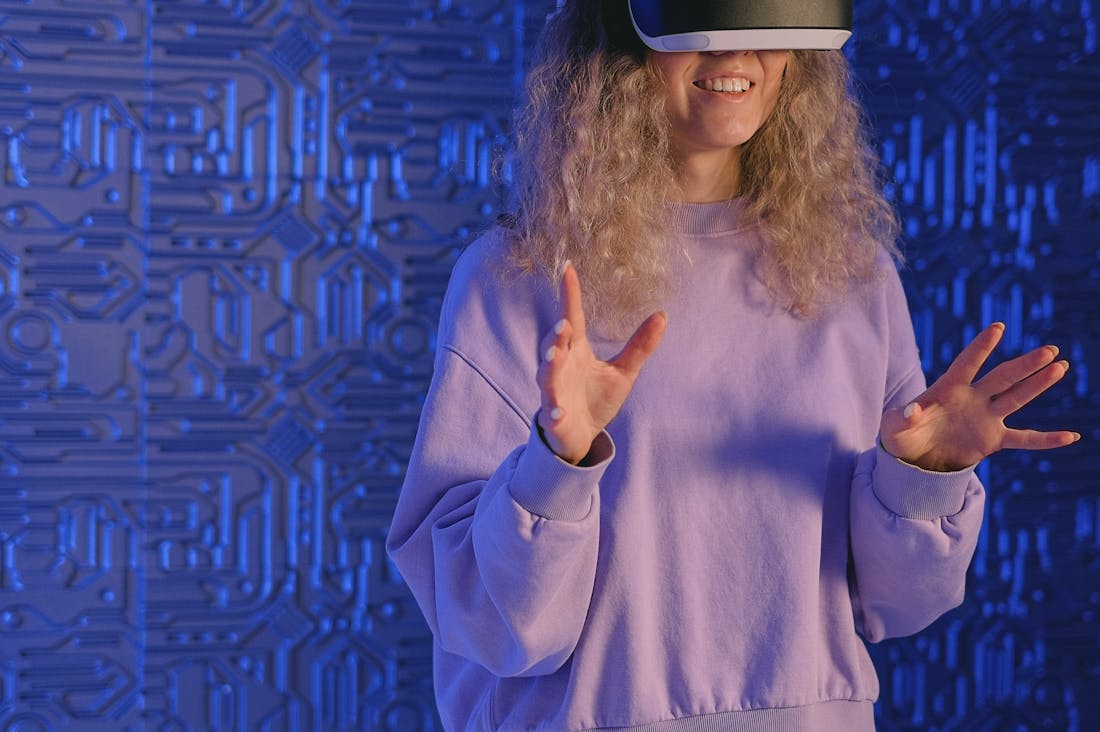 Future Tech Gadgets Everyone Should Have in 2023 Image 3