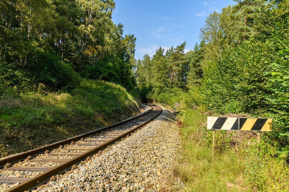 Innovative Technologies Shaping the Future of Sustainable Travel Experiences Image 1