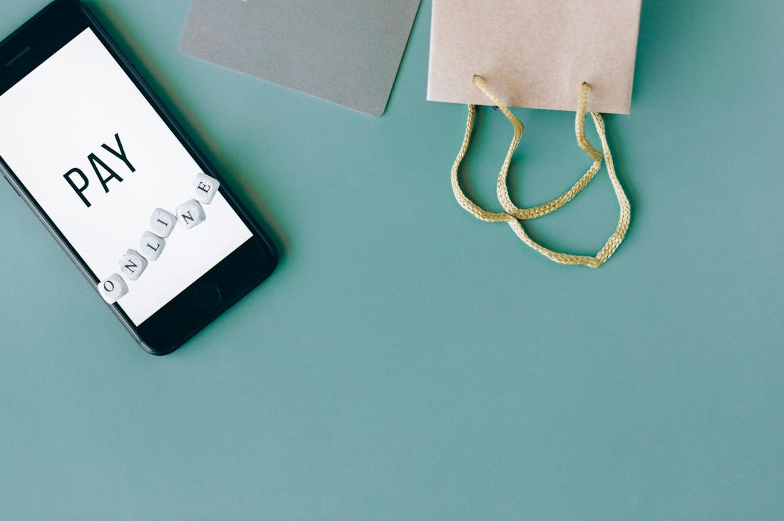 Exploring the Impact of Technology on Personal Finance Management Image 2