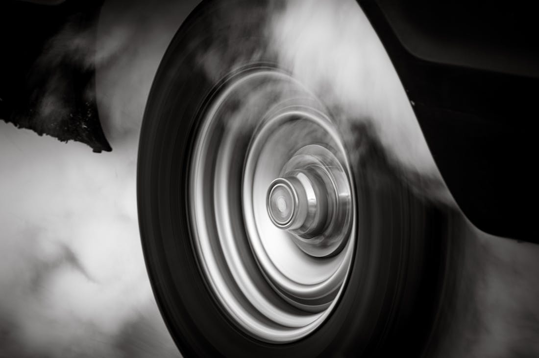 Tips for Eco-Friendly Driving: Sustainable Practices for Modern Drivers Image 2