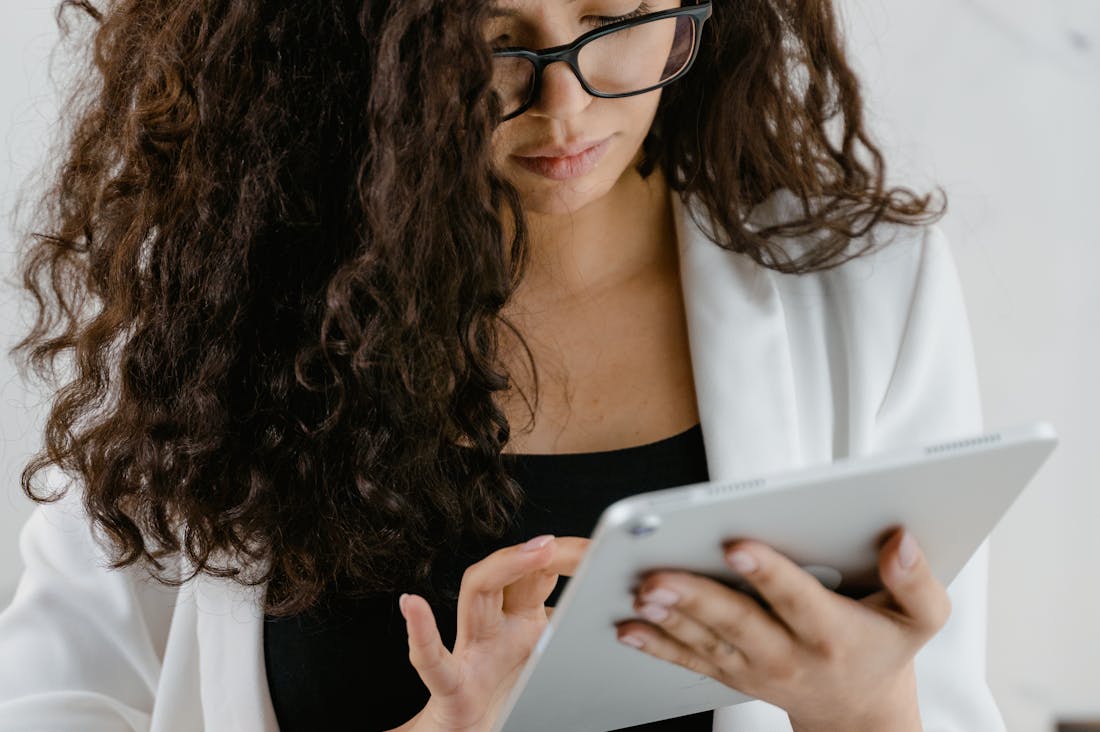 Revolutionary Tech Trends Transforming Everyday Living Image 3