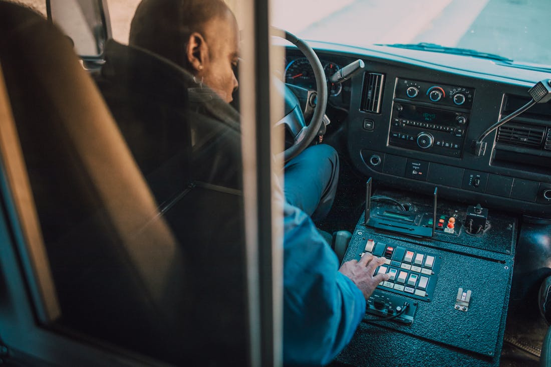 Maximizing Road Safety: Key Tips for Responsible Driving Image 2