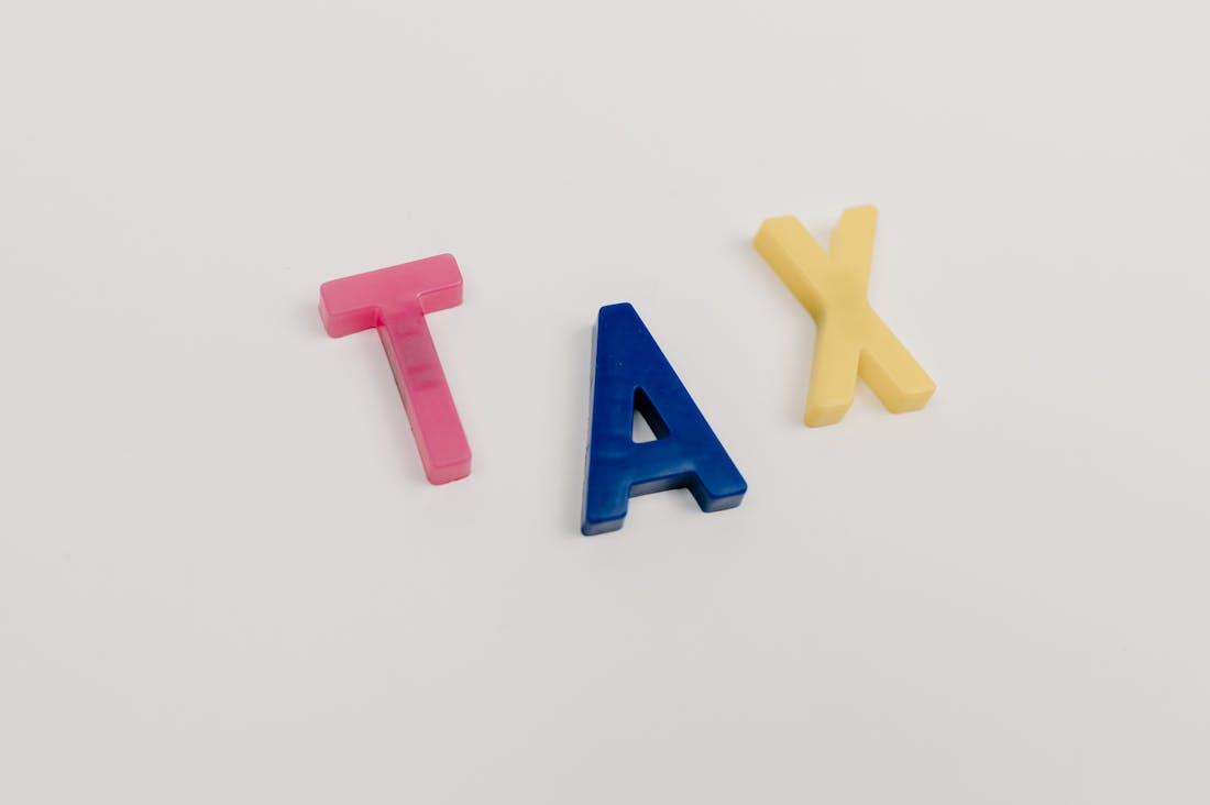 Financial Literacy in the Digital Age: Empowering Yourself with Knowledge Image 1