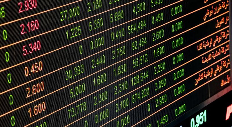 Starting Your Investment Journey: Choosing the Right Path