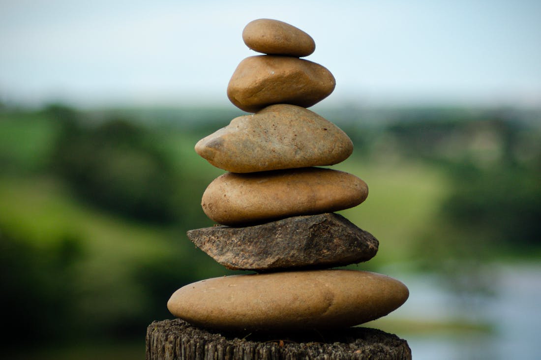 Holistic Health Approaches: Integrating Mindfulness and Nutrition for Optimal Wellbeing Image 2