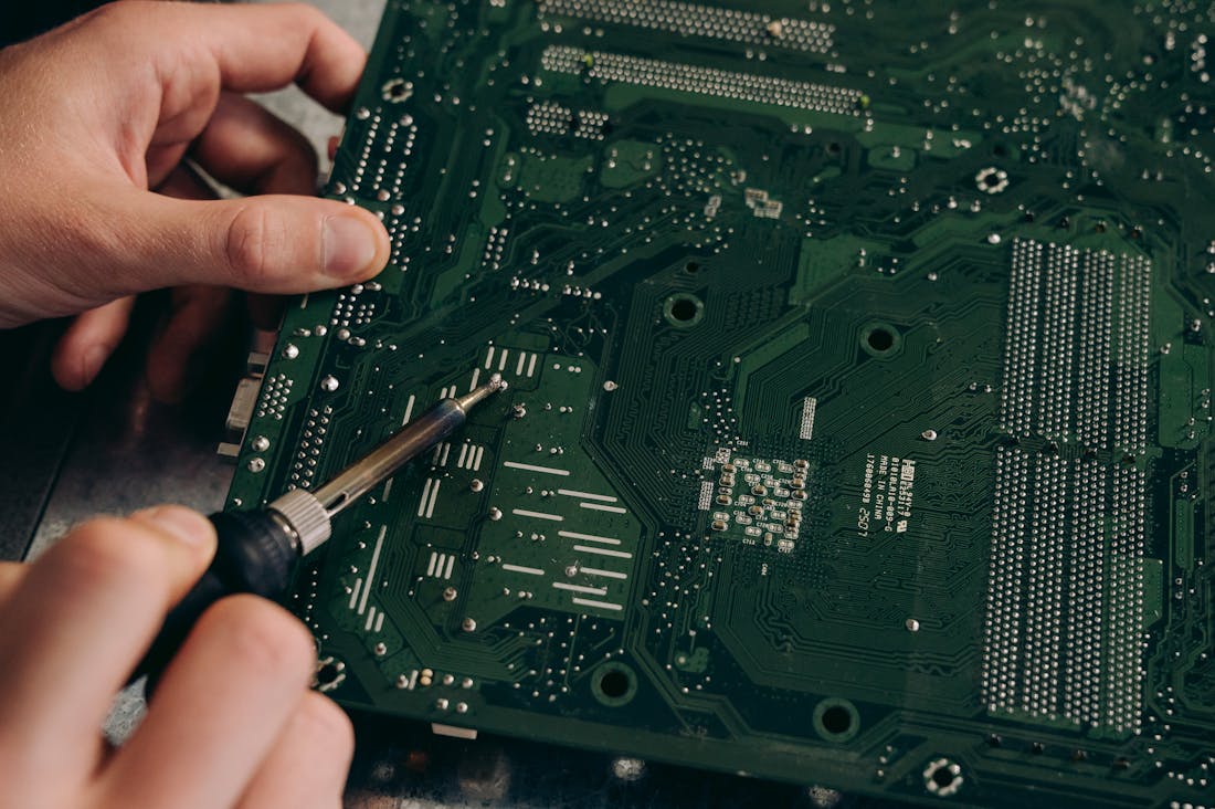 Tech Trends to Watch: How Emerging Technologies Are Shaping Our Future and Everyday Lives Image 1