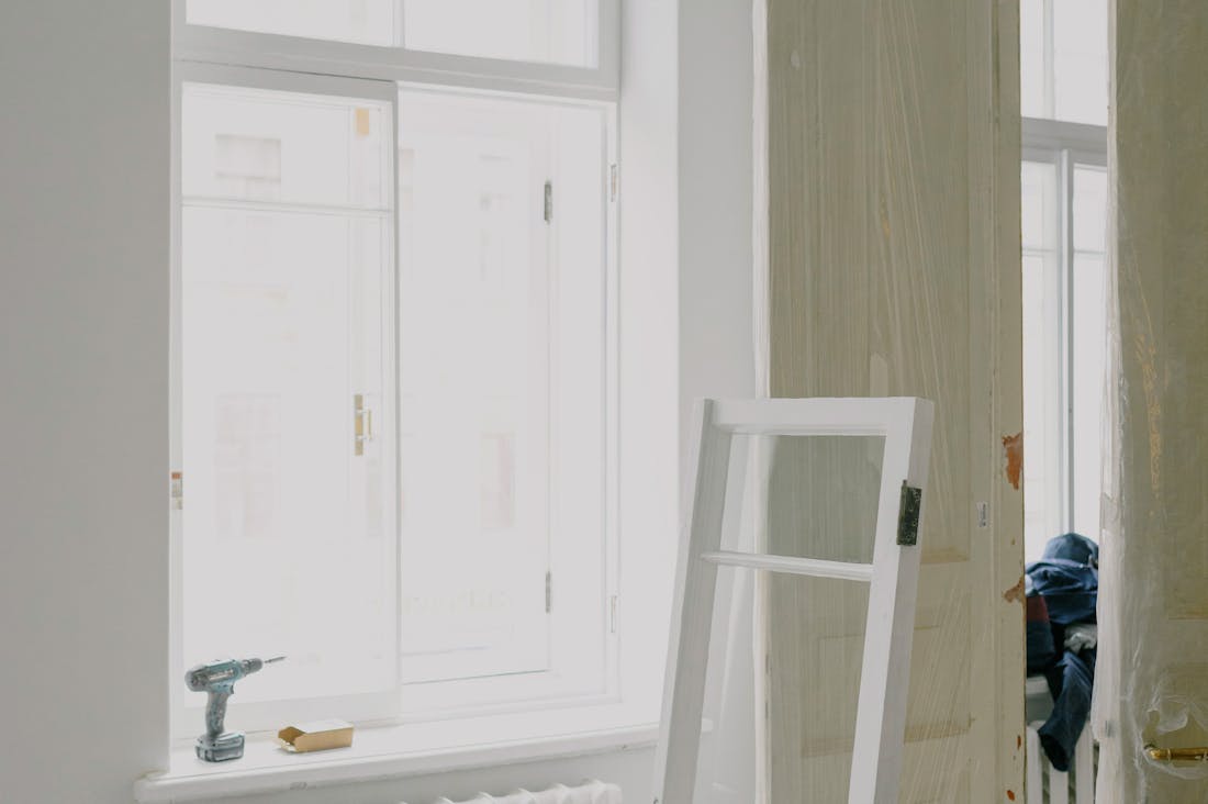 Clever Ways to Save Money While Maintaining a Stylish Lifestyle Image 2