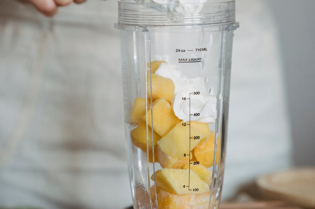 Cultivating Healthy Eating Habits: A Guide for Busy Individuals Image 1