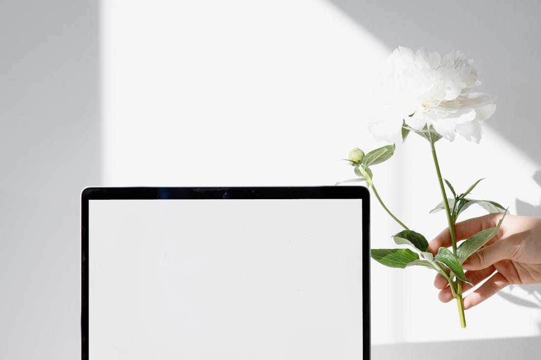 Enhancing Work-Life Balance: Practical Tips for Modern Professionals Image 3