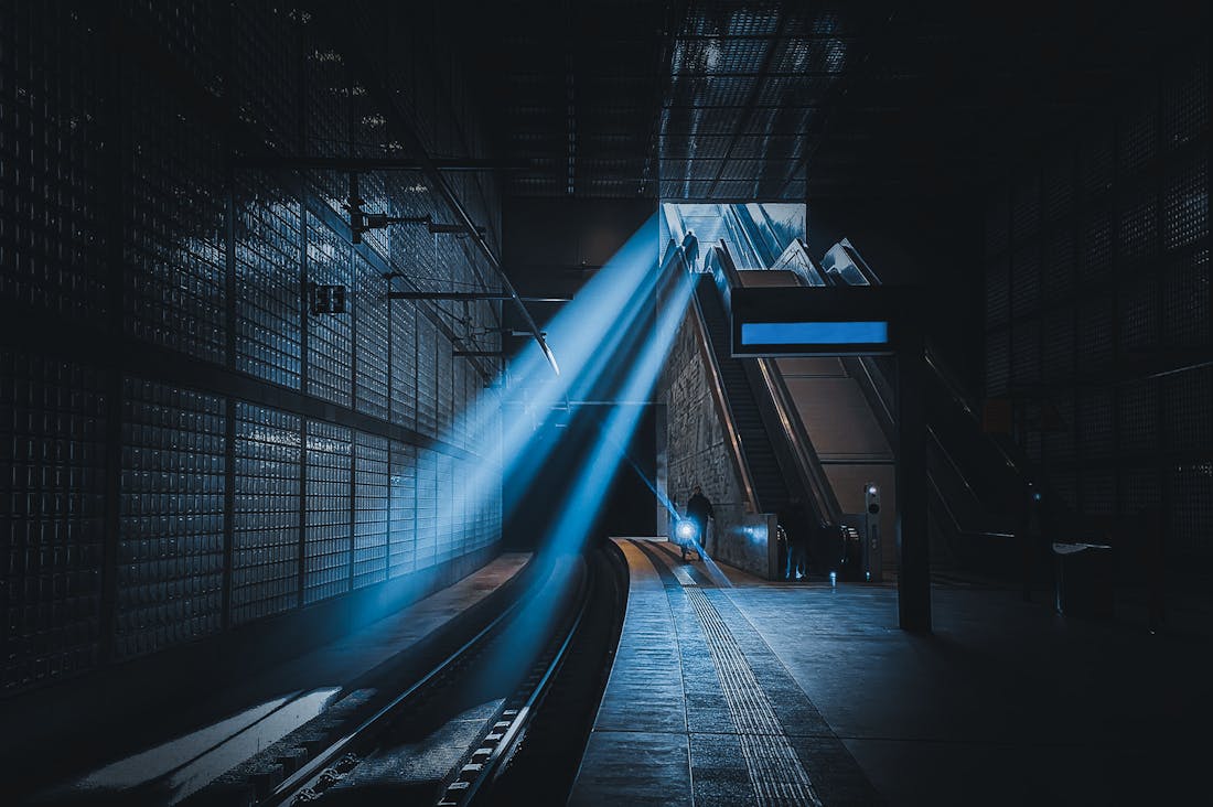Transforming Your Commute into a Productive Space with Tech