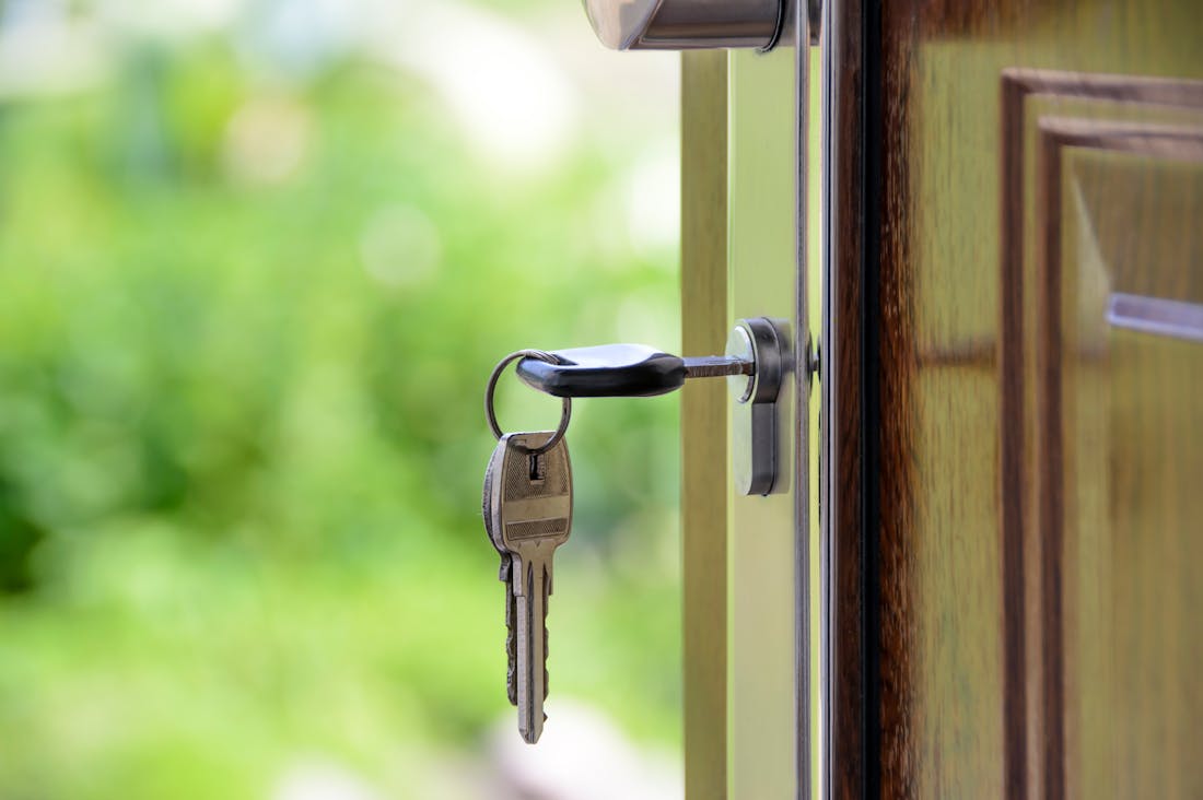 Crucial Steps for Building a Secure and Thriving Investment Portfolio Image 1