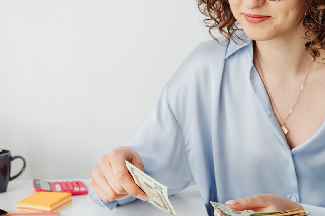 Effective Strategies for Growing Savings and Investing Wisely in Your Future Image 3