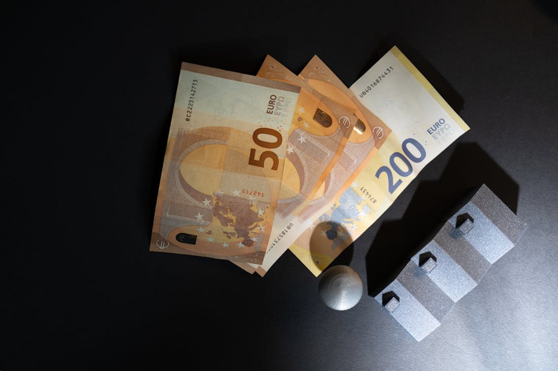 Secrets to Effective Budgeting and Smart Saving Strategies Image 1