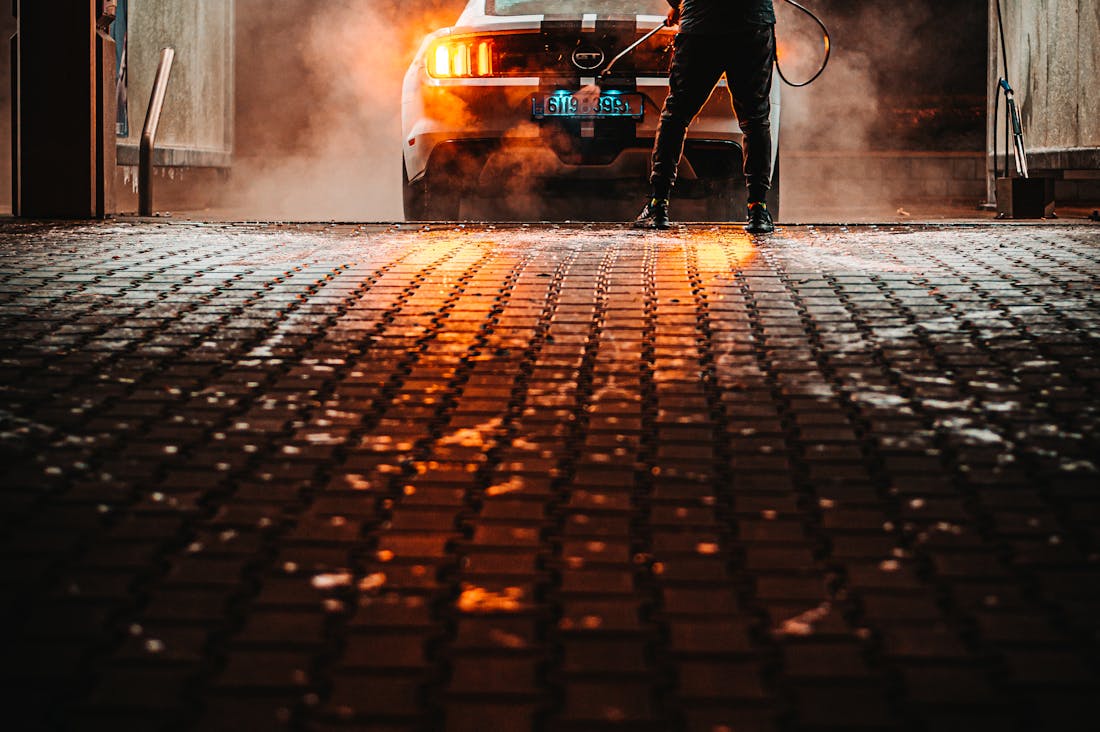 Key Factors for Making Informed Decisions When Buying a New Car Image 1