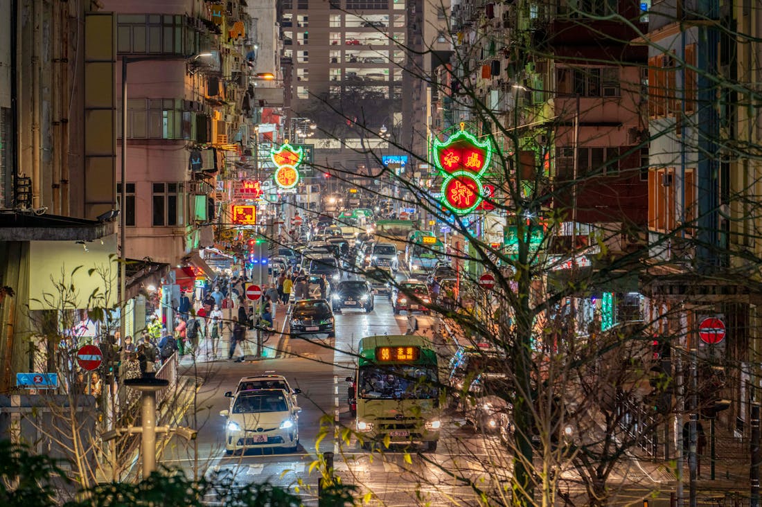 Navigating the World of Electric Vehicles: The Road Ahead Image 2