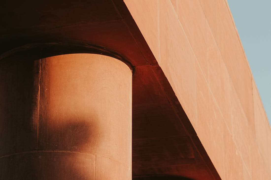 Smart Money Moves: Building Wealth Done Right Image 1