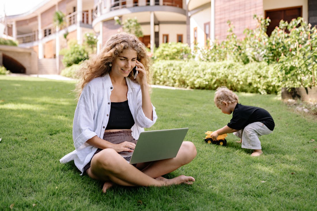 Latest Trends Influencing Modern Work-Life Balance Image 1
