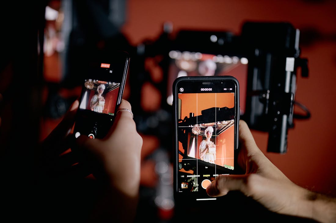 Innovative Tech Trends Shaping Everyday Experiences Image 3