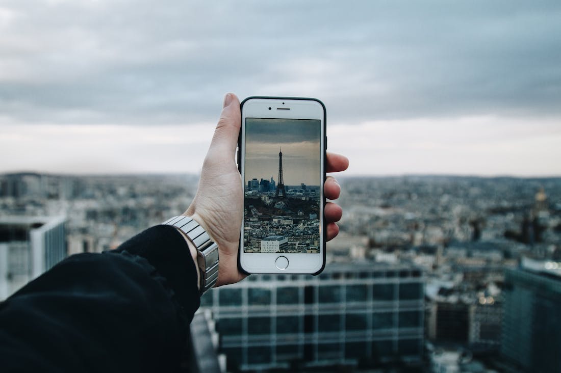 Effectively Communicating in the Digital Age Image 3