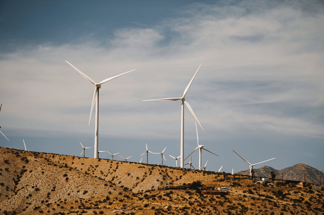 Innovations in Green Technology Shaping the Future of Sustainable Living Image 1